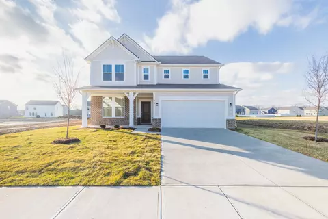 914 Stonehaven Dr, Indianapolis, IN 46239