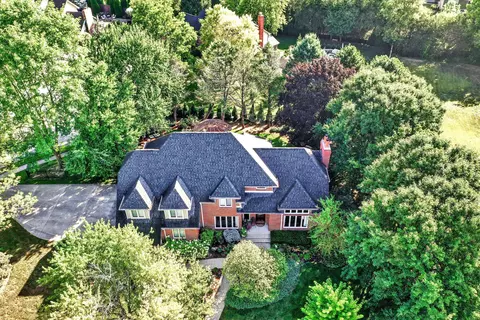 1087 Arrowwood Dr, Carmel, IN 46033