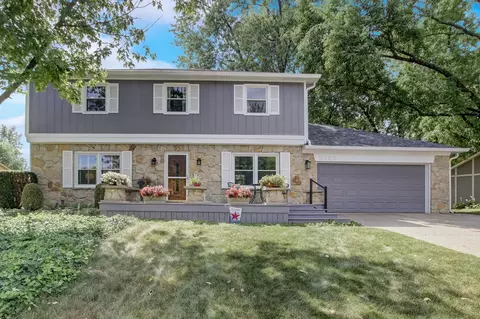 3355 Eden Park Dr, Carmel, IN 46033