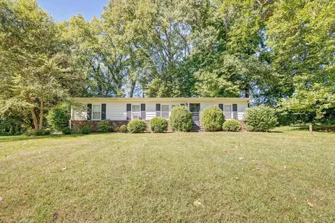 597 E William And Mary Dr, Martinsville, IN 46151
