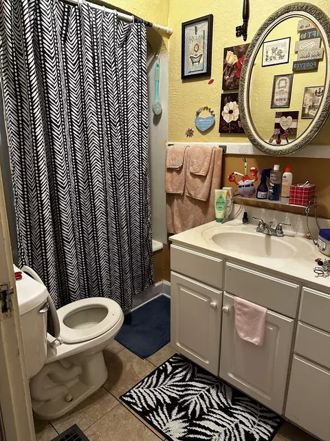 3914 E 11th St, Indianapolis, IN 46201 photo 3