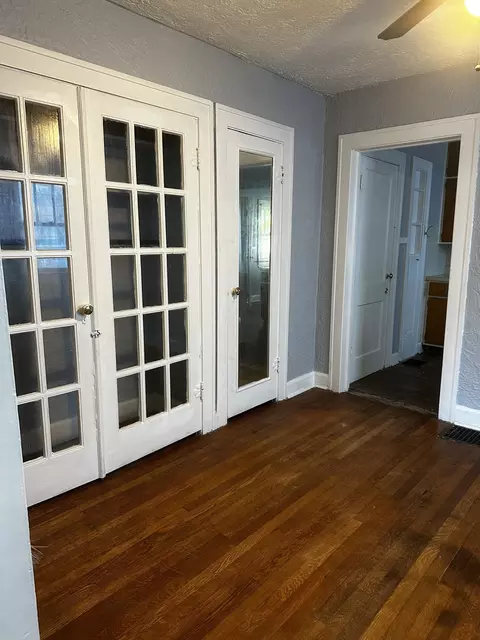 3914 E 11th St, Indianapolis, IN 46201 photo 14