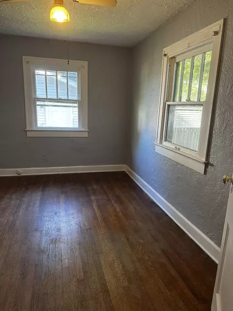 3914 E 11th St, Indianapolis, IN 46201 photo 11