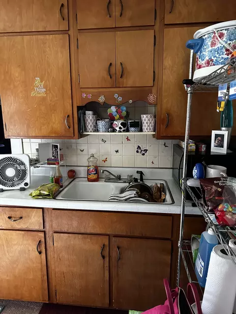 3914 E 11th St, Indianapolis, IN 46201 photo 4