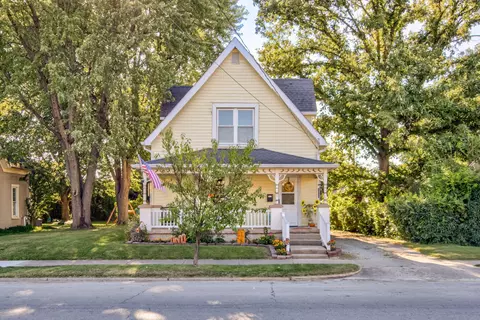 114 N Broadway St, Greenfield, IN 46140