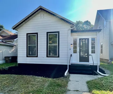 1007 Sycamore St, Columbus, IN 47201