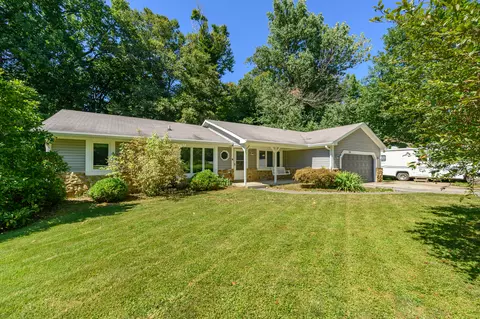 130 Boring Pl, Martinsville, IN 46151