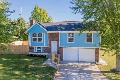 3757 Pleasant Creek Dr, Indianapolis, IN 46227