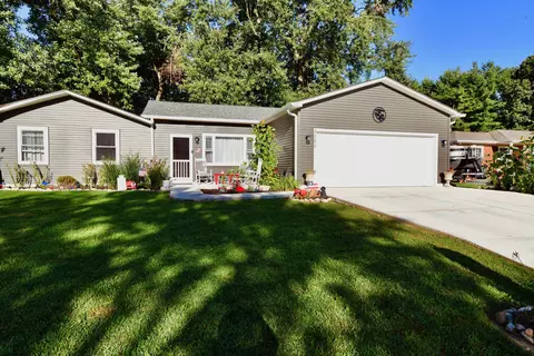 4388 Stuart Dr, Brownsburg, IN 46112