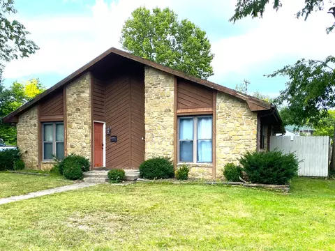 608 E Thompson St, Edinburgh, IN 46124