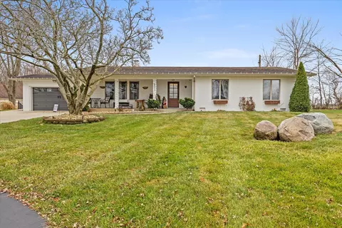 5017 Gibbs Rd, Plainfield, IN 46168