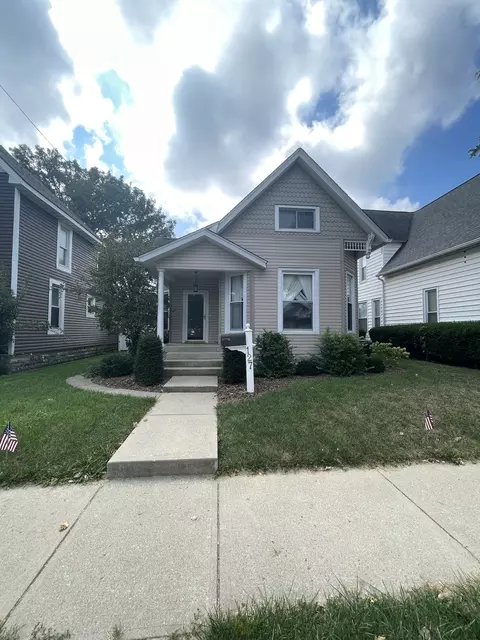 127 W 1st St, Greensburg, IN 47240