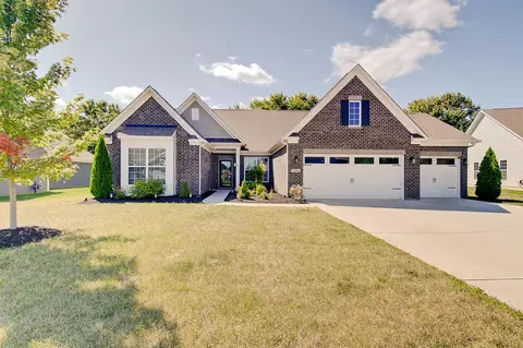 3938 Stonemeadow Dr, Greenwood, IN 46142