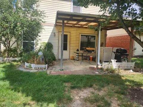 8117 Heritage Commons Dr, Indianapolis, IN 46219