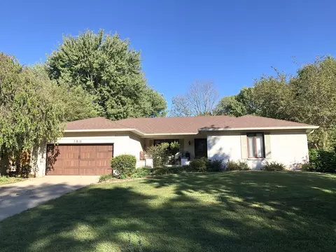 188 Lilac Cir, Greenwood, IN 46142
