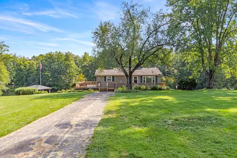 8329 E Ash Dr, Morgantown, IN 46160