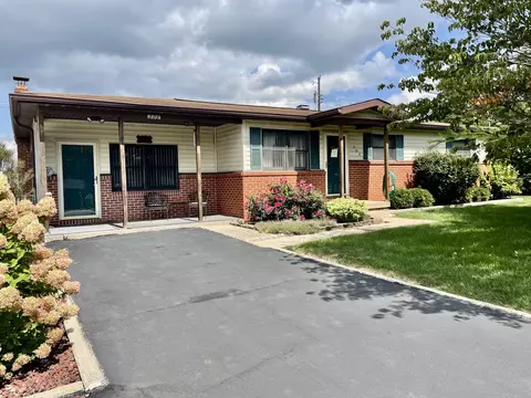 209 E Logan St, Cloverdale, IN 46120