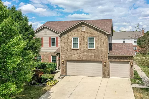11966 Black Hills Dr, Fishers, IN 46038