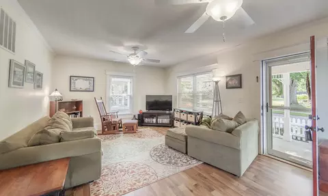 301 Pearl St, Pendleton, IN 46064 photo 8