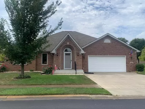 5034 Countess Dr #31, Columbus, IN 47203