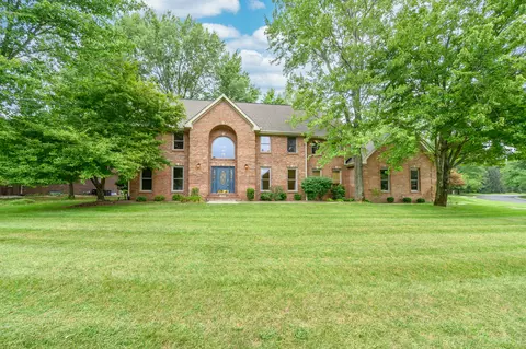 5994 Leatherback Ct, Columbus, IN 47201