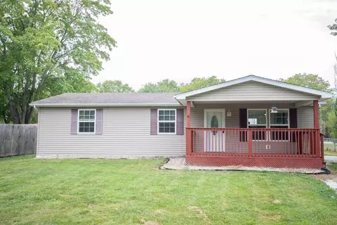 2037 N Crestwood Dr, North Vernon, IN 47265