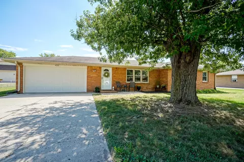 905 Isabelle Dr, Anderson, IN 46013