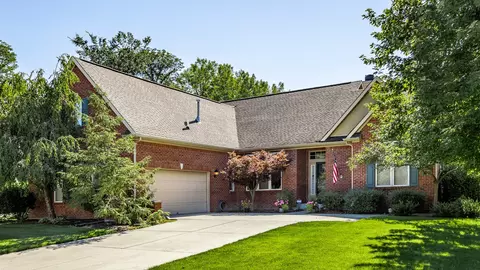 3561 Towne Dr, Carmel, IN 46032