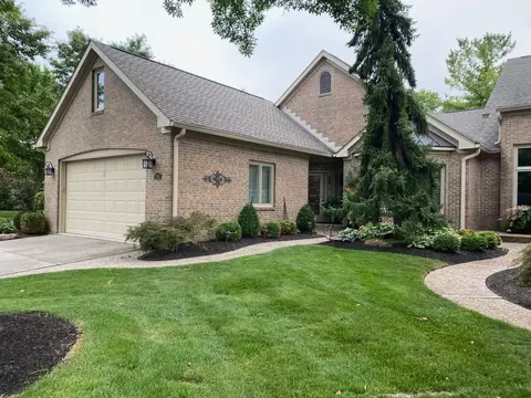 1705 Pathway Dr S, Greenwood, IN 46143