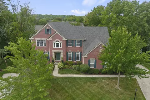 10899 Hidden Hollow Ct, Fishers, IN 46037