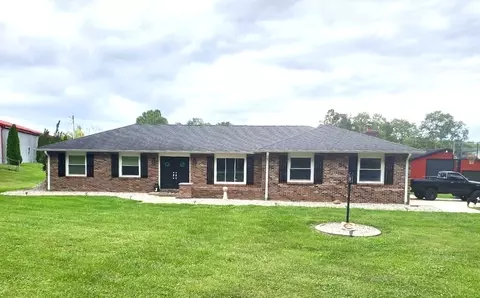 11256 N 775 E, Hope, IN 47246