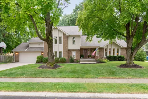 4631 Briarwood Trce, Carmel, IN 46033