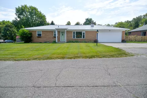 143 York Ave, Clayton, IN 46118