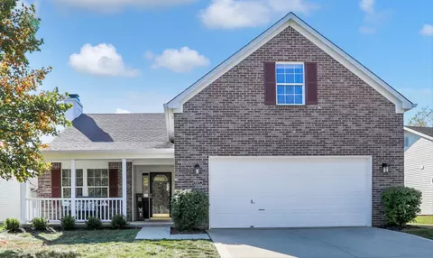 10625 Aspen Dr, Fishers, IN 46037