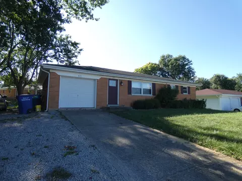 611 Ohio Ave, Sellersburg, IN 47172