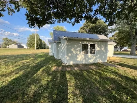 115 Walnut St, Wilkinson, IN 46186 photo 7