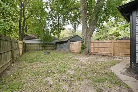 619-621 E 49th St, Indianapolis, IN 46205 photo 25