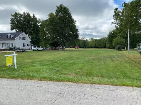 1050 North, Elwood, IN 46036