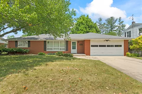 2670 19th St, Columbus, IN 47201