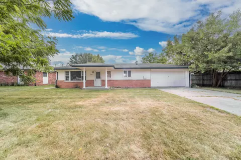 2317 Dover St, Anderson, IN 46013
