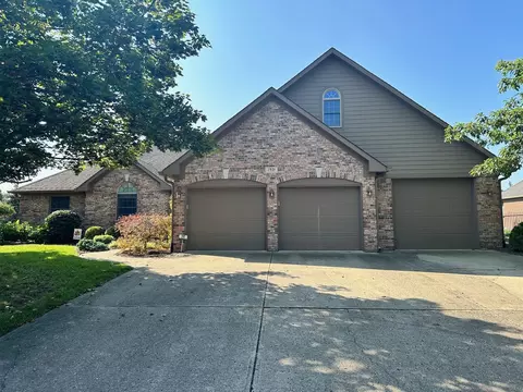 7631 Cabinetmaker Ct, Plainfield, IN 46168