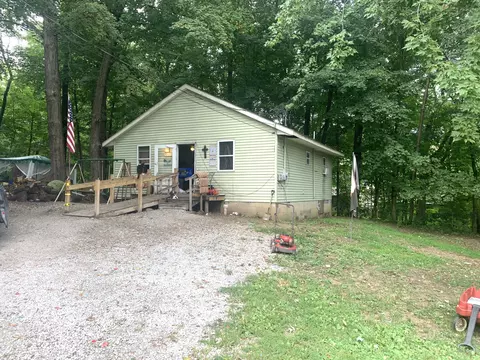 319 W Van Buren St, Veedersburg, IN 47987