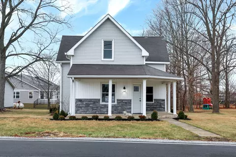 311 N Main St, Whitestown, IN 46075