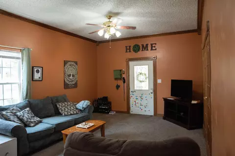 607 E Thompson St, Edinburgh, IN 46124 photo 7