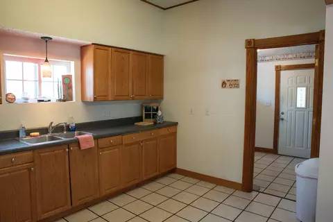 607 E Thompson St, Edinburgh, IN 46124 photo 16