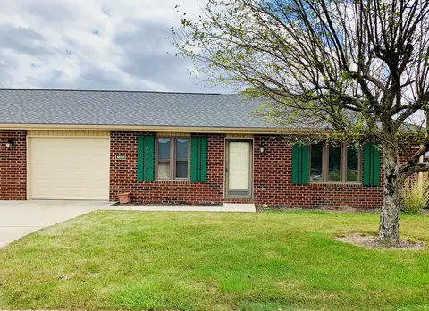 4849 E Heritage Cir, Muncie, IN 47303