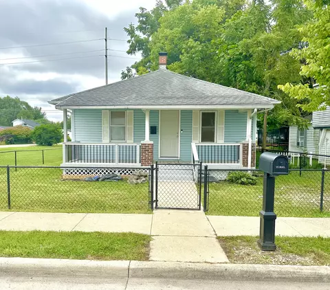 1605 W 15th St, Muncie, IN 47302