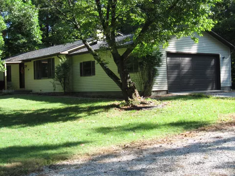 5010 S Knottingham Dr, Crawfordsville, IN 47933