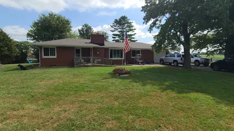 8006 N 650 W, Fairland, IN 46126