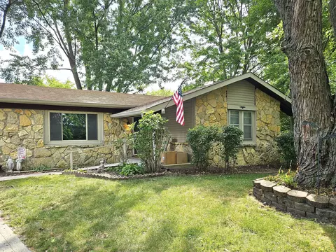 476 Autumn Ln, Greenwood, IN 46143
